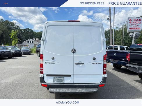 Used 2012 Mercedes-Benz Sprinter 2500 image 8