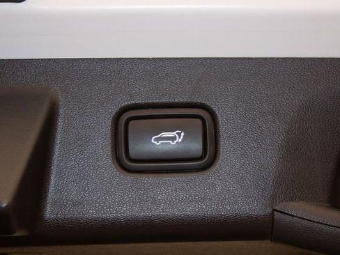 Used 2023 Hyundai Tucson Limited image 15