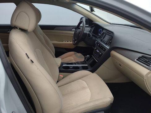 Used 2016 Hyundai Sonata SE FWD image 21