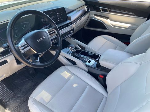 Certified 2024 Kia Telluride S FWD image 17