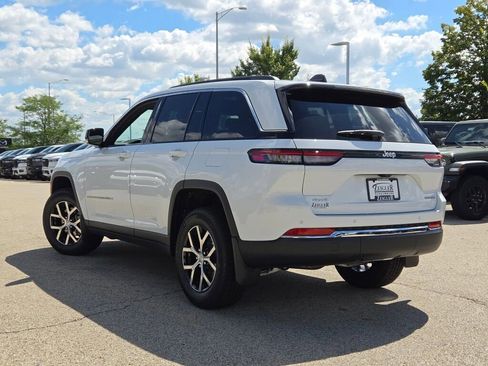 New 2025 Jeep Grand Cherokee Limited w/ MOPAR Finishing Package image 15
