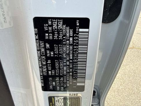 Used 2017 Hyundai Santa Fe Sport FWD image 29