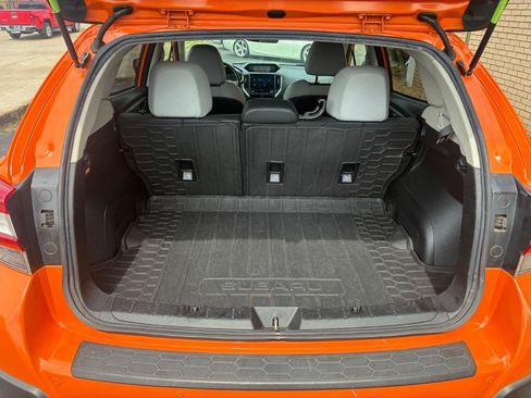 Used 2019 Subaru Crosstrek 2.0i Limited w/ Moonroof Package w/Navigation AWD/4WD image 22