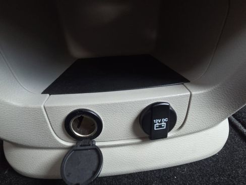 Used 2017 Dodge Grand Caravan SE w/ Power Window Group image 30