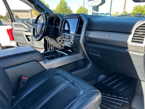Used 2022 Ford F250 Platinum image 35