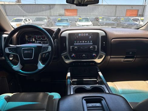 Used 2017 GMC Sierra 1500 SLT w/ SLT Premium Package AWD/4WD image 12