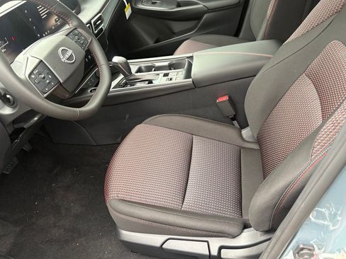 New 2026 Nissan Sentra SR FWD image 18