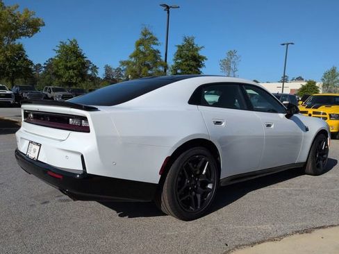 New 2026 Dodge Charger Scat Pack AWD/4WD image 4