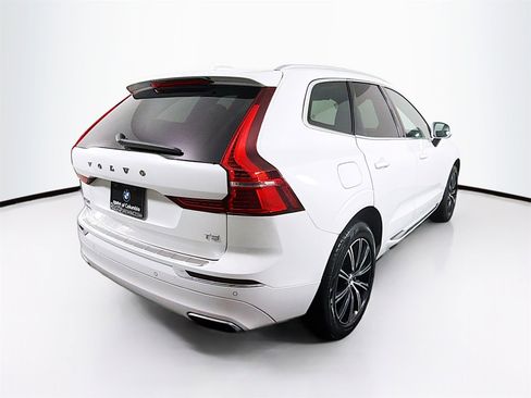 Used 2021 Volvo XC60 T5 Inscription w/ Protection Package Premier image 7