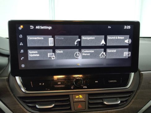 Used 2023 Nissan Altima 2.5 SL image 25