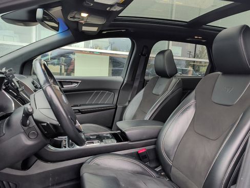 Used 2020 Ford Edge ST w/ Equipment Group 401A AWD/4WD image 3