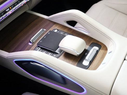 Used 2024 Mercedes-Benz GLE 580 4MATIC image 32