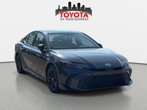 New 2026 Toyota Camry SE image 1