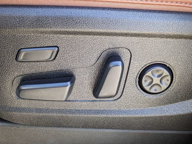 Used 2025 Kia Telluride SX Prestige AWD/4WD image 23