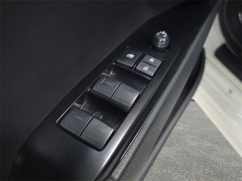 Certified 2025 Toyota Camry SE image 24