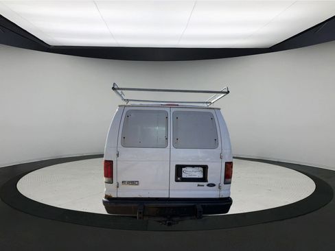 Used 2009 Ford E-250 and Econoline 250 image 7