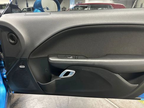 Used 2023 Dodge Challenger R/T w/ Blacktop Package image 18