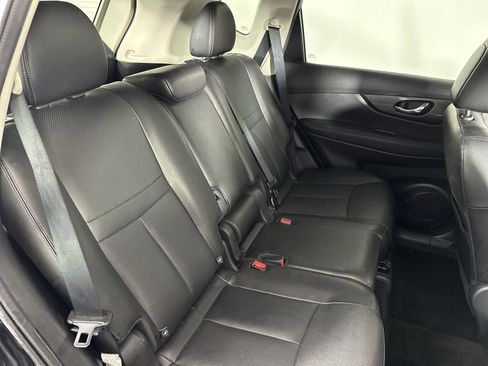 Used 2016 Nissan Rogue SL image 27