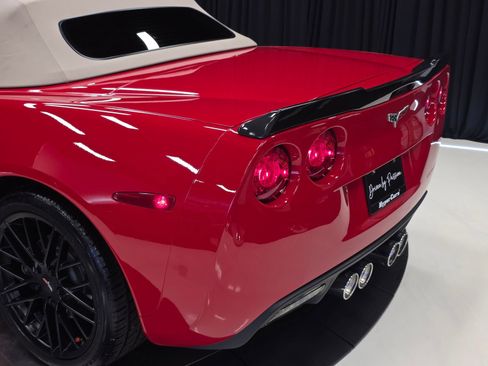 Used 2006 Chevrolet Corvette Convertible RWD image 49
