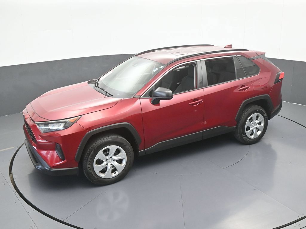 Used 2021 Toyota RAV4 LE FWD image 41