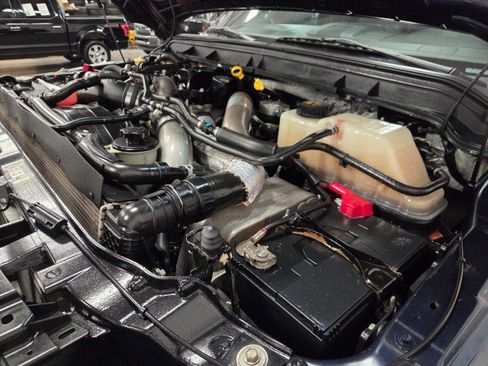 Used 2015 Ford F250 Lariat w/ Chrome Package AWD/4WD image 86