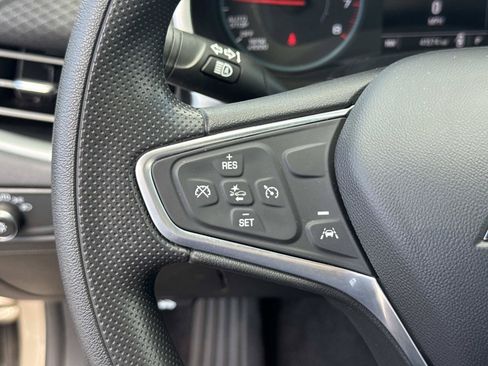 Used 2023 Chevrolet Malibu LT FWD image 11