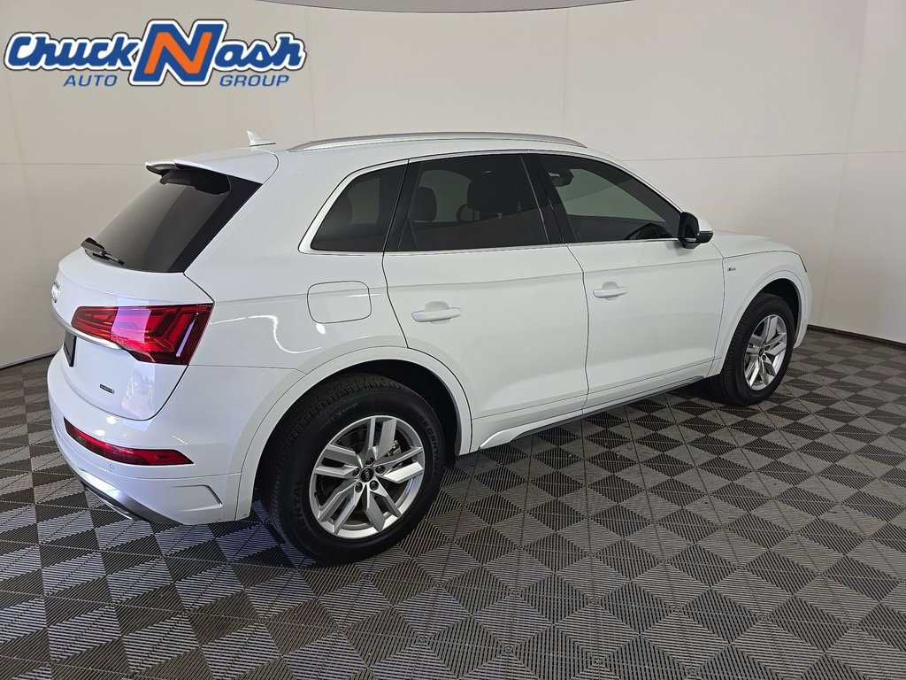 Used 2023 Audi Q5 2.0T Premium w/ Convenience Package AWD/4WD image 4