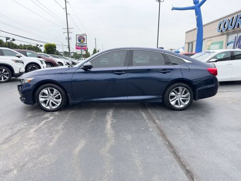 Used 2020 Honda Accord LX image 4