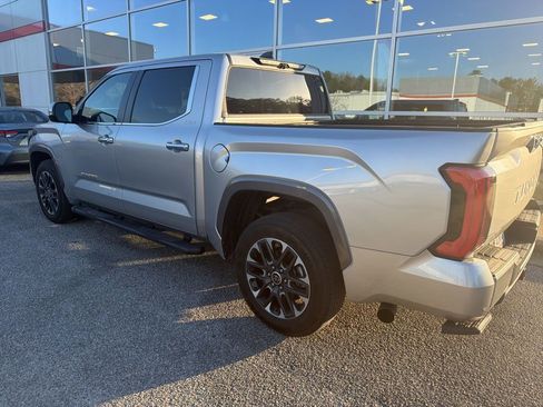 Used 2024 Toyota Tundra Limited image 2