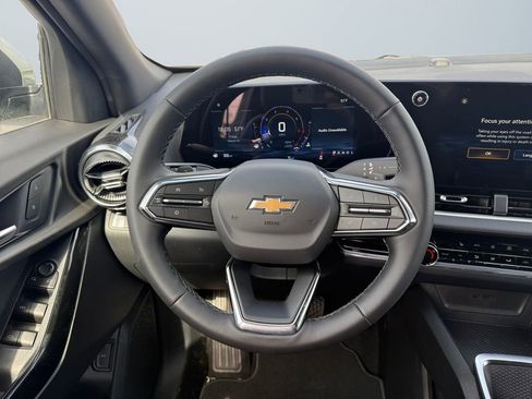 New 2026 Chevrolet Equinox LT w/ Convenience Package II image 12