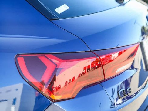 Used 2025 Audi Q3 2.0T Premium w/ Convenience Package image 8