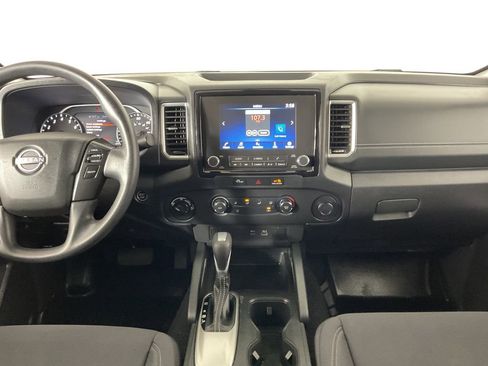 Used 2023 Nissan Frontier SV w/ Tow Package image 15