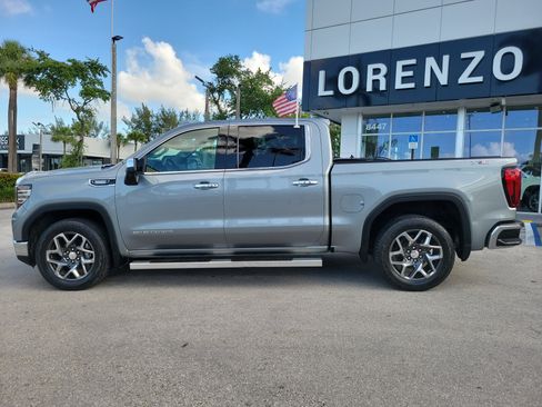 Used 2024 GMC Sierra 1500 SLT AWD/4WD image 8