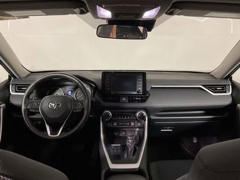 Used 2022 Toyota RAV4 XLE w/ Convenience Package AWD/4WD image 24