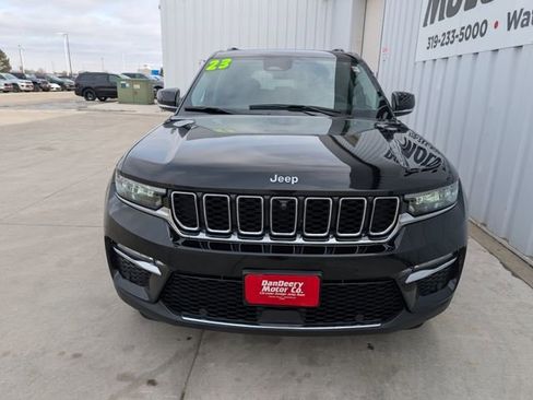 Used 2023 Jeep Grand Cherokee Limited w/ Luxury Tech Group II image 37