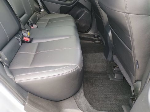 Used 2017 Subaru Forester 2.5i Touring AWD/4WD image 19