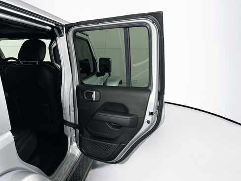 Used 2023 Jeep Wrangler Sahara w/ Cold Weather Group image 30