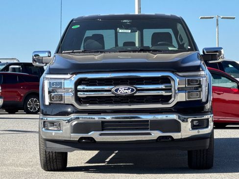 Used 2026 Ford F150 Lariat w/ Equipment Group 502A High AWD/4WD image 9