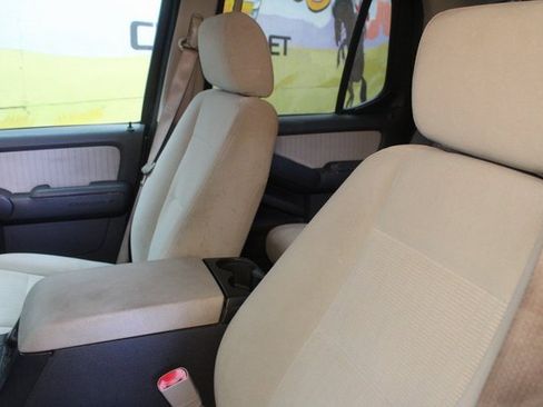 Used 2008 Ford Explorer Sport Trac XLT image 14