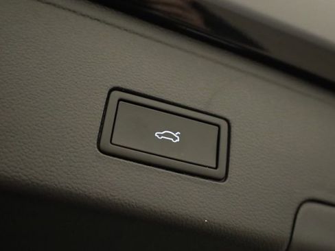 New 2026 Volkswagen Atlas Cross Sport SEL R-Line image 36