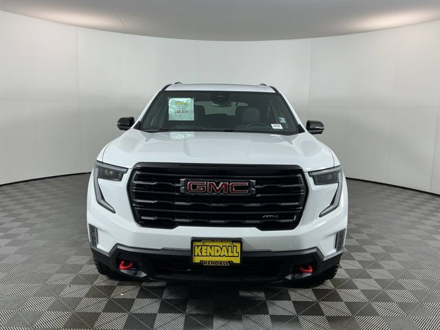 Used 2025 GMC Acadia AT4 w/ Luxury Package AWD/4WD image 2