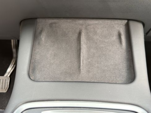 Used 2021 Tesla Model Y Long Range image 57