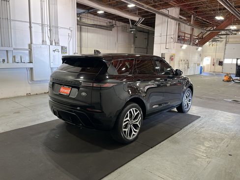 Used 2023 Land Rover Range Rover Evoque S AWD/4WD image 6