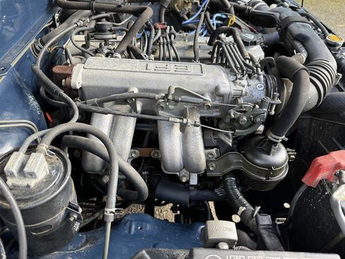 Used 1989 Toyota Pickup Deluxe image 57