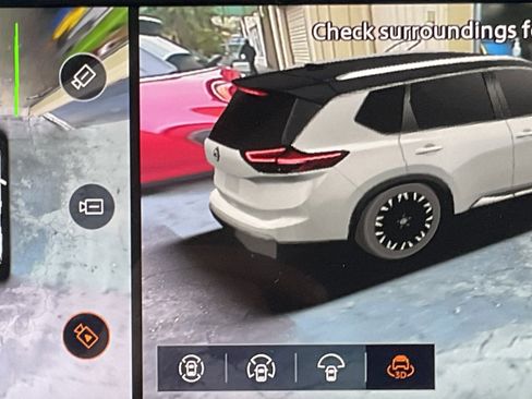 Used 2026 Nissan Rogue Platinum w/ Platinum Premium Package image 18