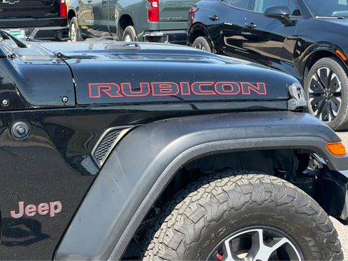 Used 2022 Jeep Wrangler Rubicon w/ LED Lighting Group AWD/4WD image 3