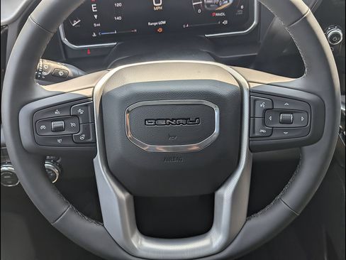 New 2026 GMC Sierra 2500 Denali AWD/4WD image 21