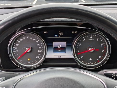 Used 2018 Mercedes-Benz E 300 4MATIC image 22