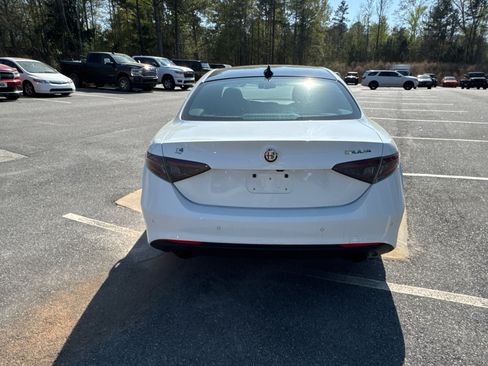 Used 2024 Alfa Romeo Giulia Ti w/ Active Assist Plus Package AWD/4WD image 6