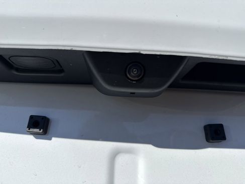 New 2025 Jeep Grand Cherokee L Laredo w/ Trailer Tow Package image 40